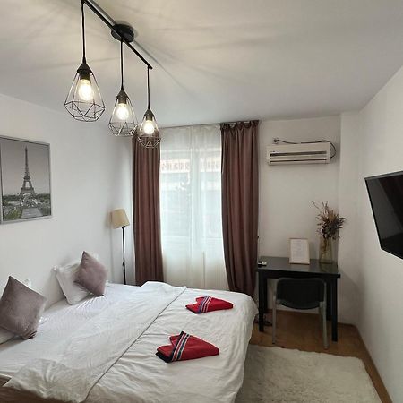 2 Rooms Apartment City Center Iasi Eksteriør bilde