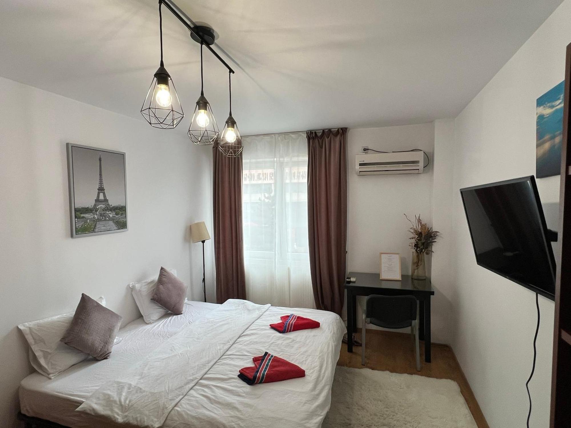 2 Rooms Apartment City Center Iasi Eksteriør bilde